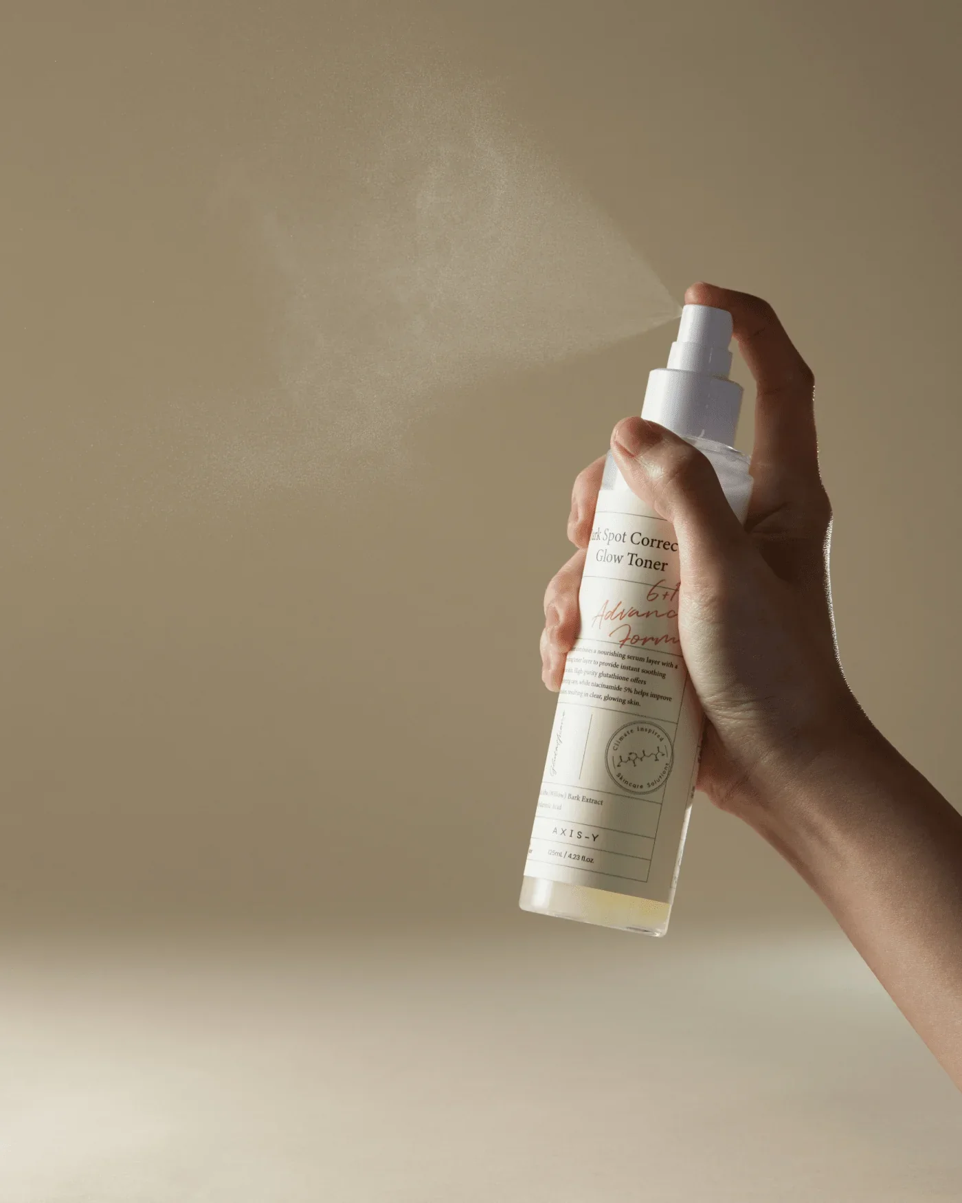 AXIS Y Dark Spot Correcting Glow Toner 125mL - Image 4