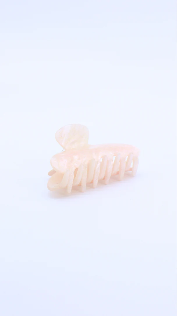 H ART Marble Hair Claw Clip Pink - Image 2