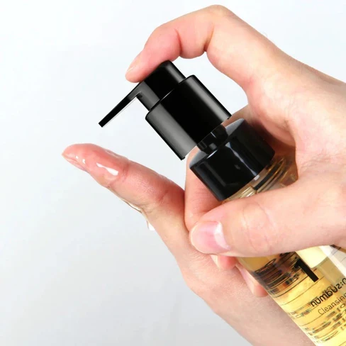 numbuzin No1 Easy Peasy Cleansing Oil - Image 4