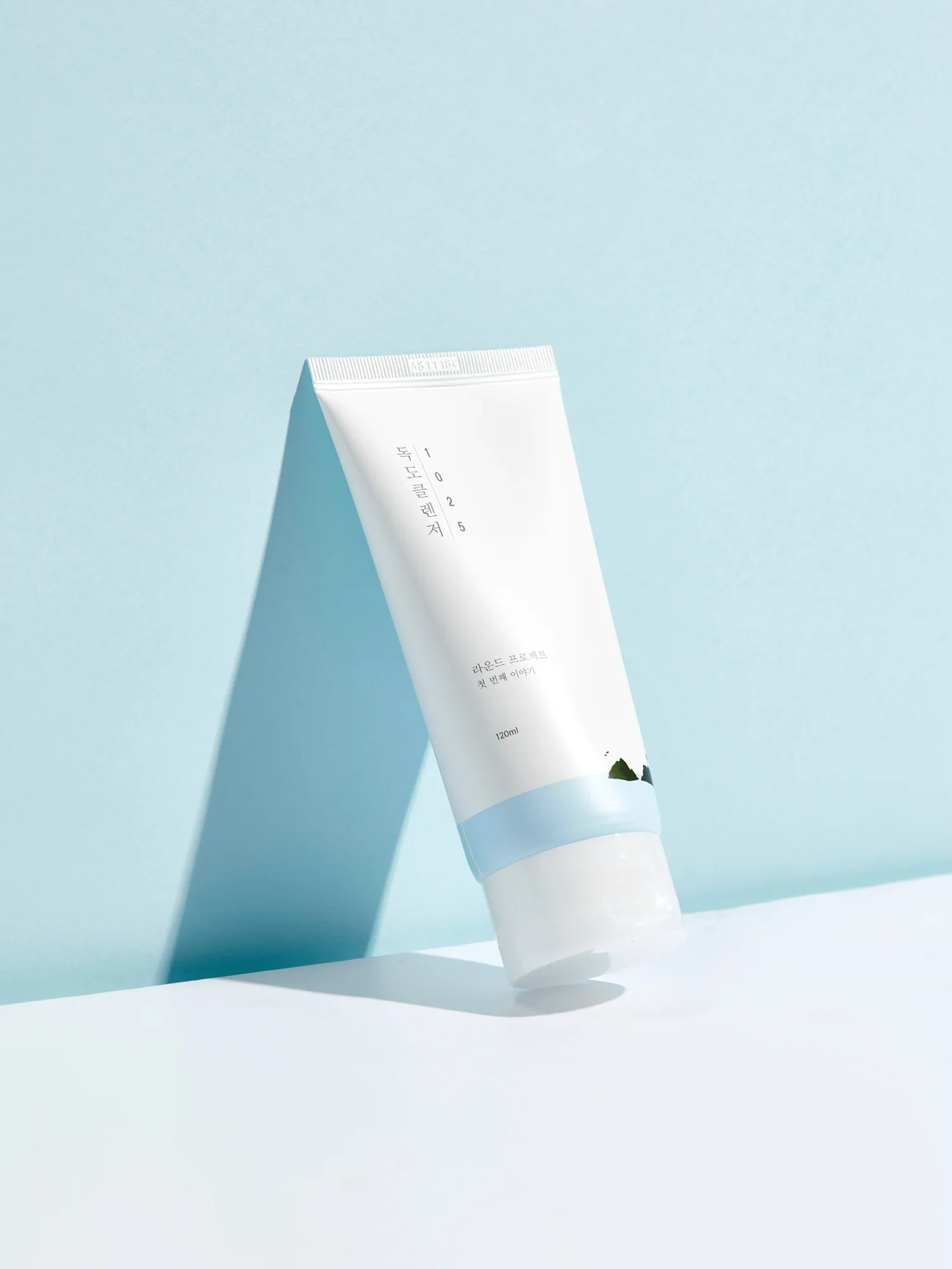 ROUND LAB 1025 Dokdo Cleanser 150mL - Image 4