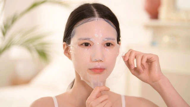 ROUND LAB 1025 Dokdo Water Gel Mask 1EA - Image 3